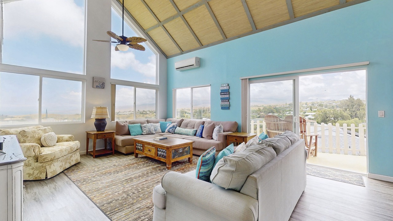 Photo of Livingroom in Waikoloa