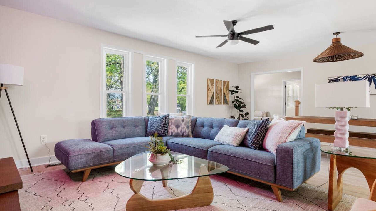 Photo of Livingroom in North Charleston