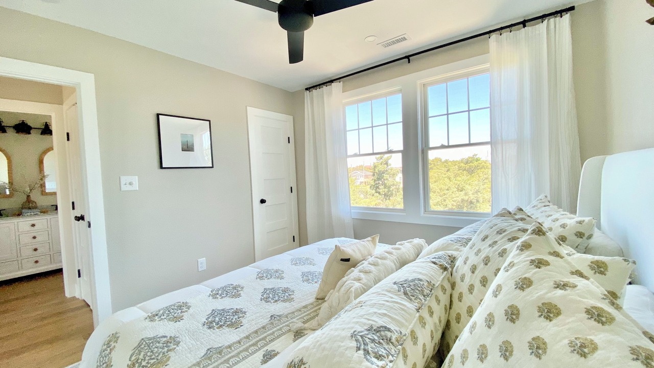 Photo of Bedroom in Avon