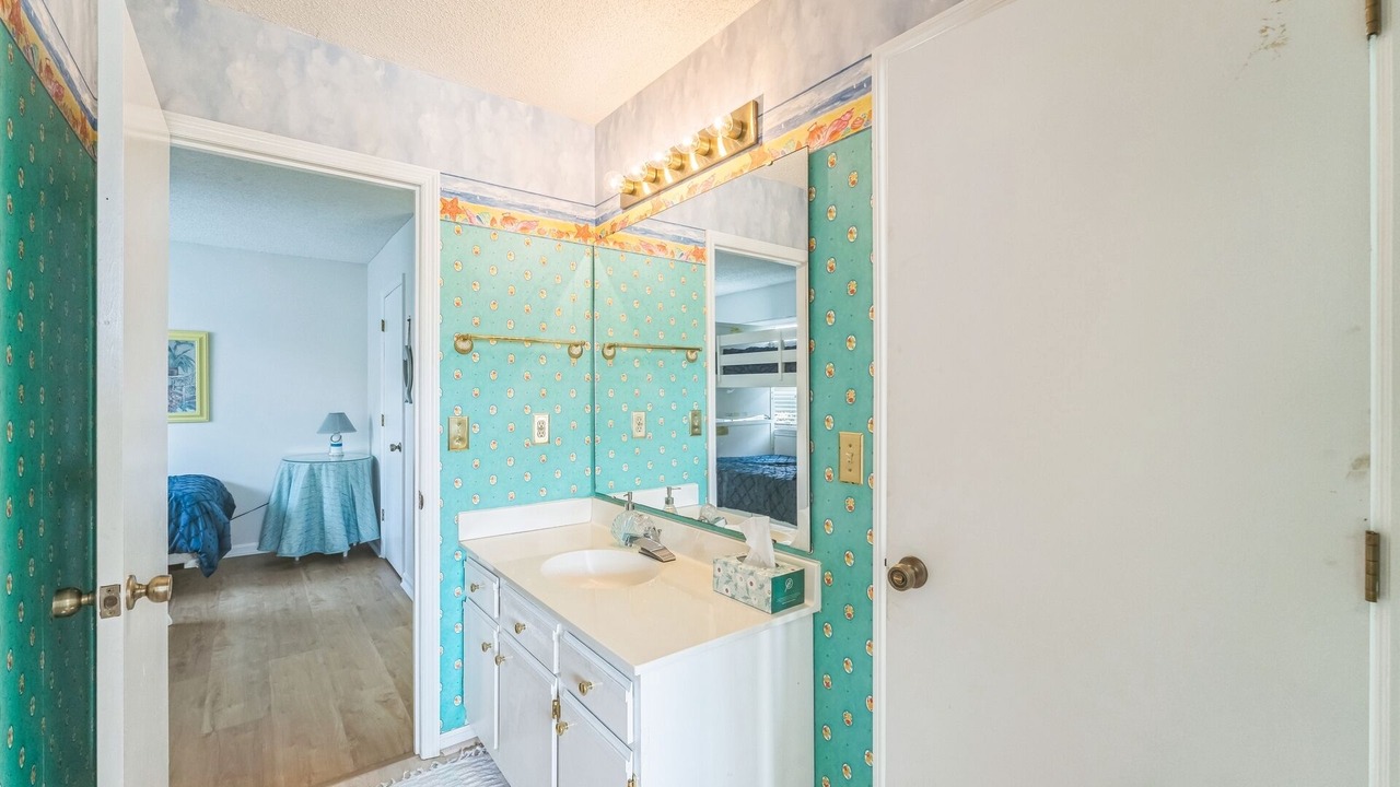 Photo of Bathroom in Garden City
