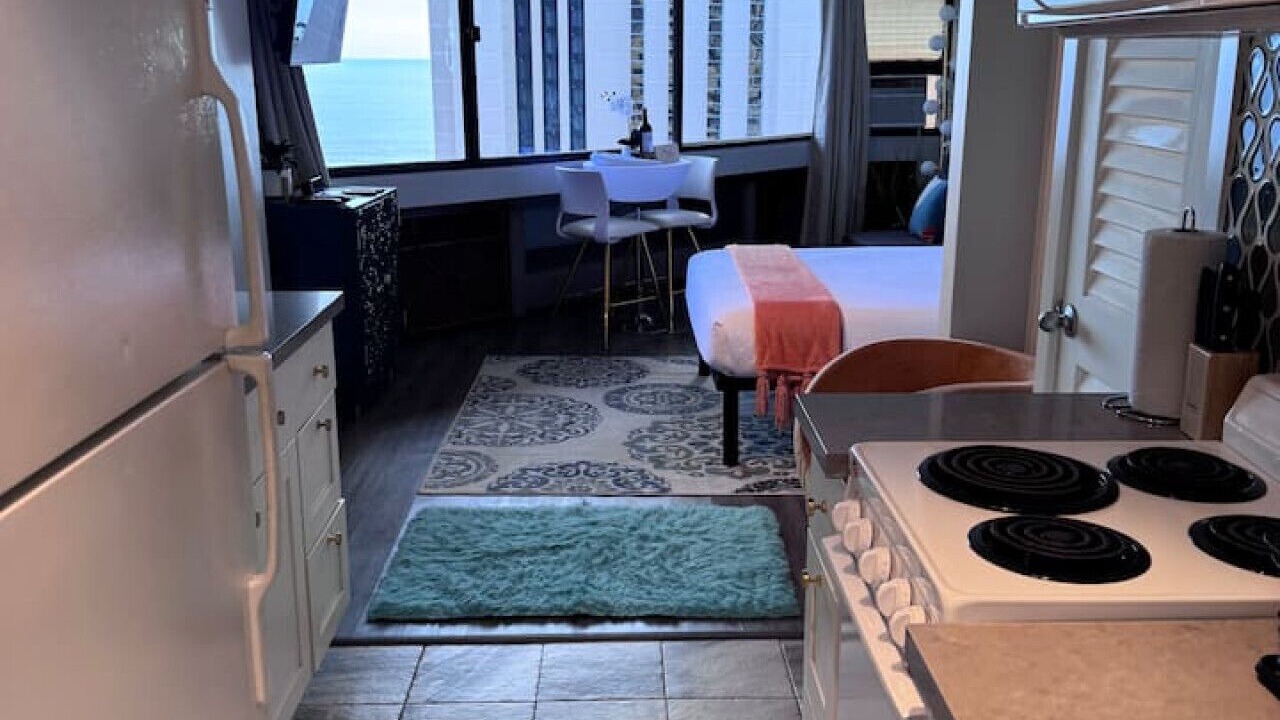Photo of Bedroom in Waikiki