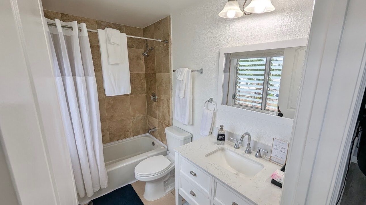 Photo of Bathroom in Waianae