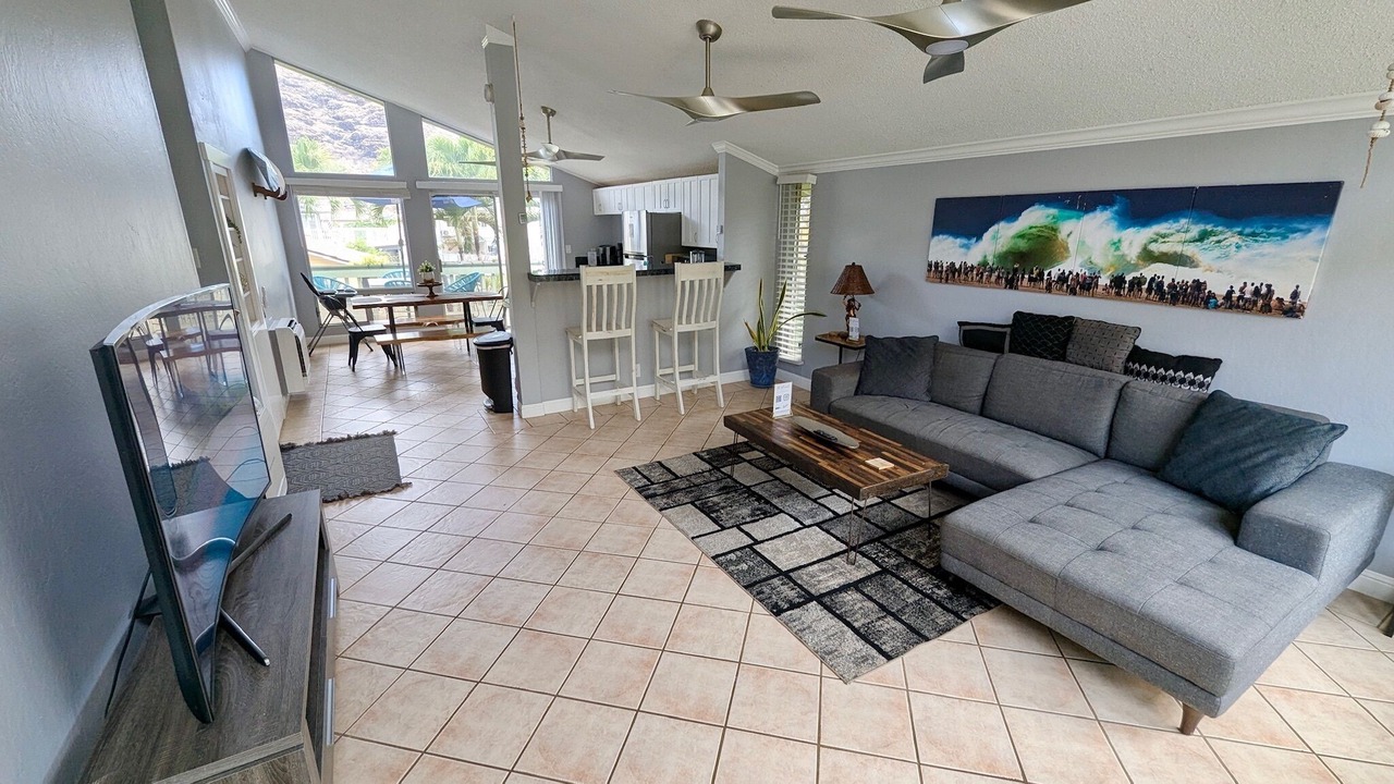 Photo of Bedroom in Waianae