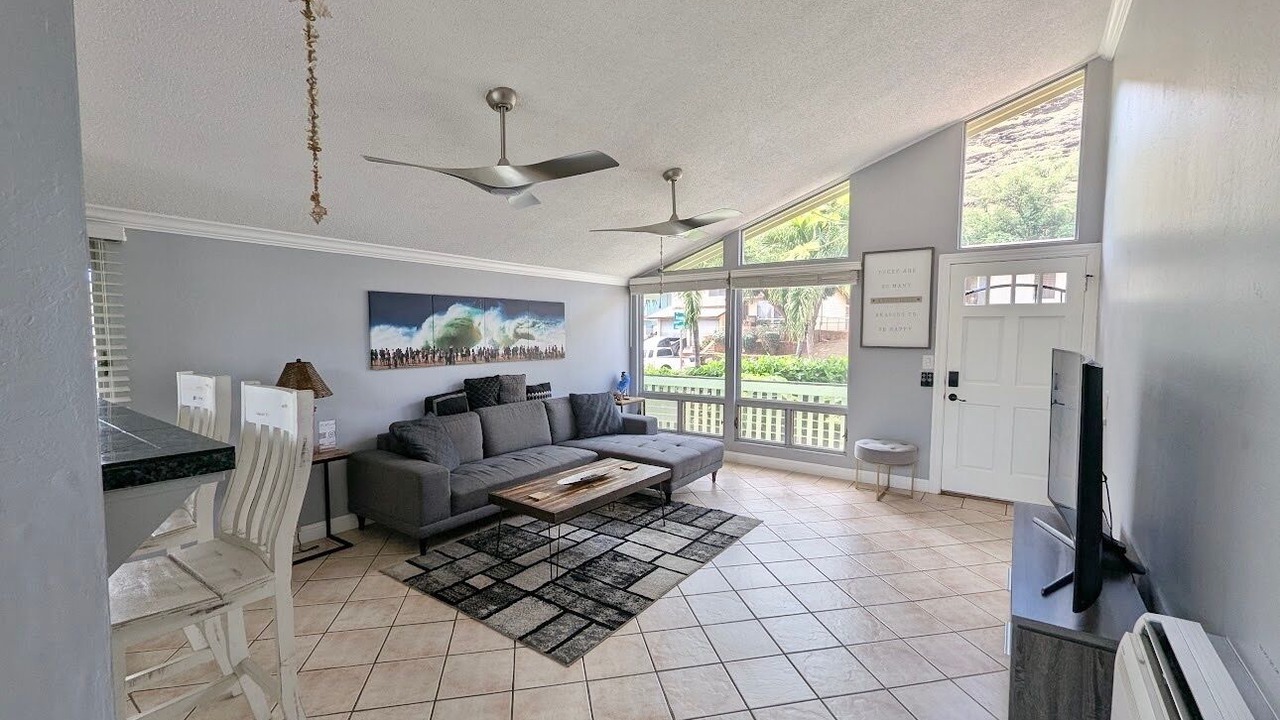 Photo of Bedroom in Waianae