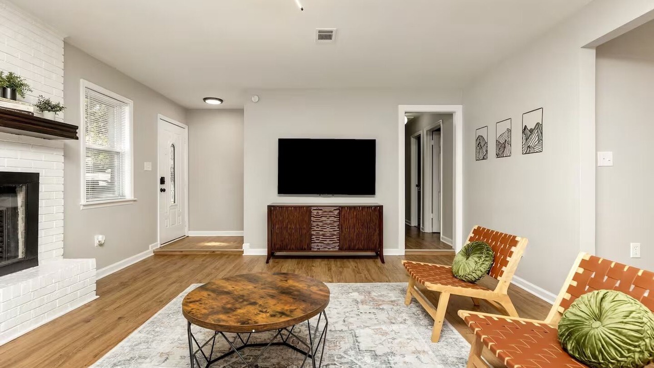 Photo of Livingroom in Houston County