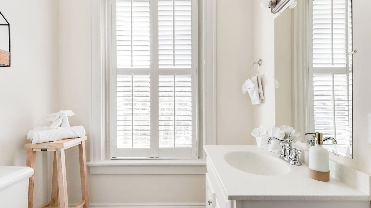 Photo of Bathroom in Fan District