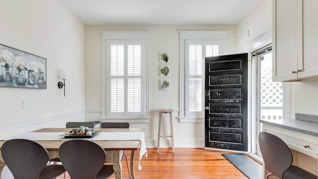 Photo of Bedroom in Fan District