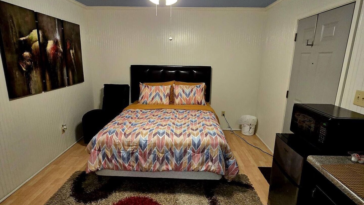 Photo of Bedroom in Clinton