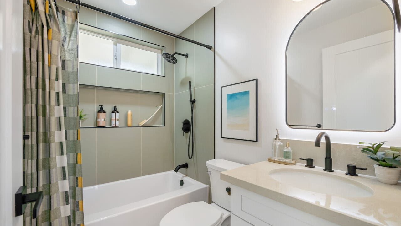 Photo of Bathroom in Coconut Grove