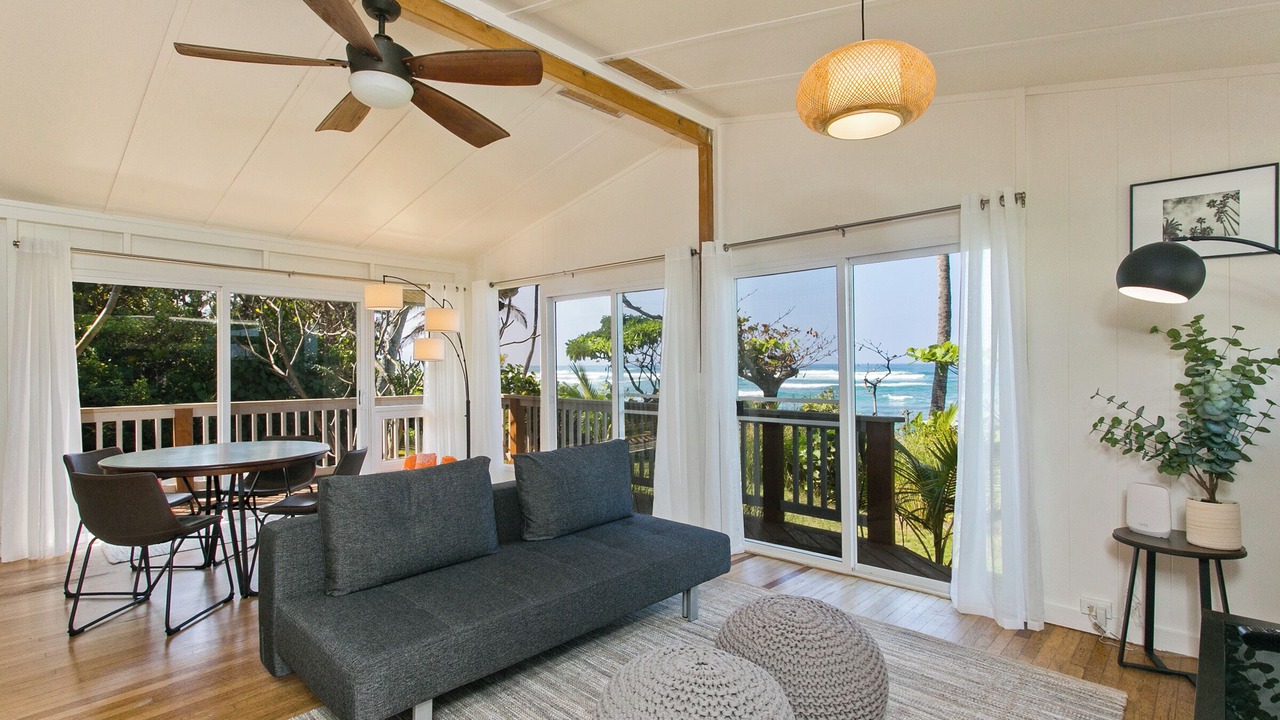 Photo of Livingroom in Waialee