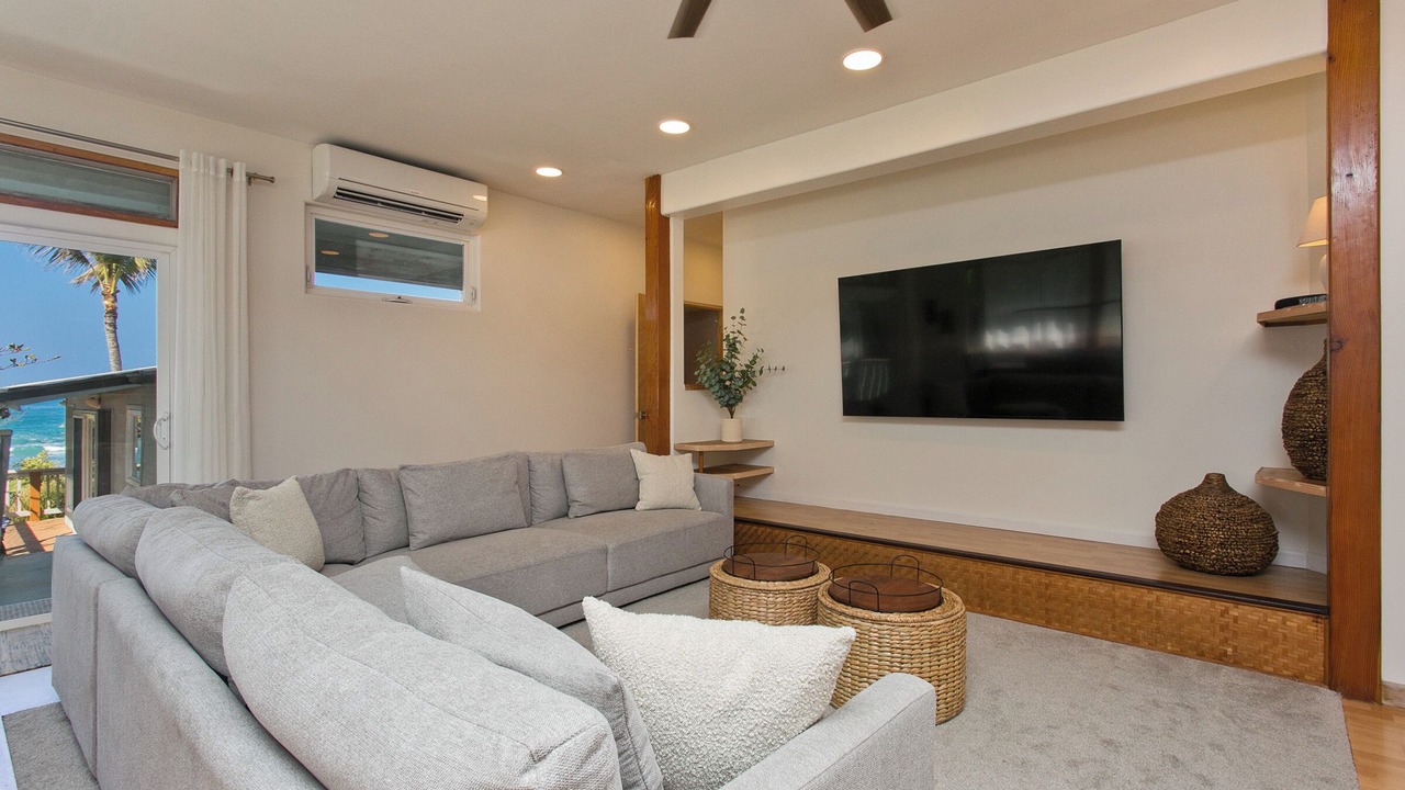 Photo of Livingroom in Waialee