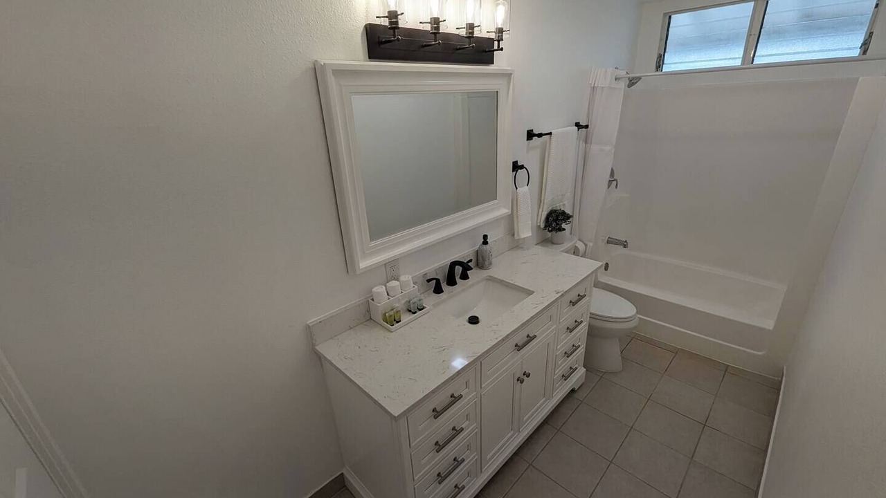 Photo of Bathroom in Waianae