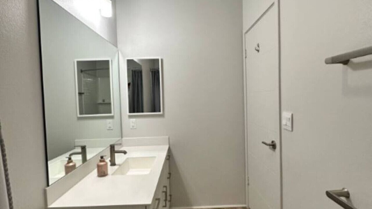 Photo of Bathroom in Ewa