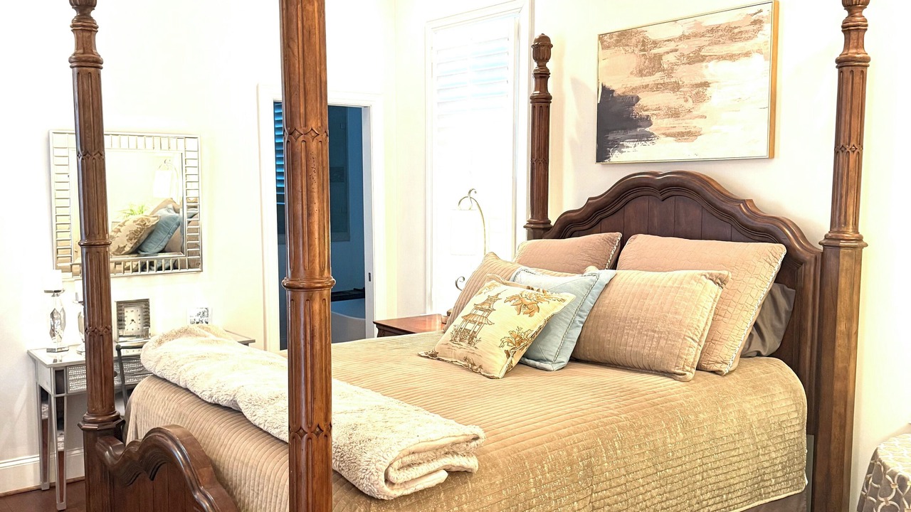 Photo of Bedroom in Evans