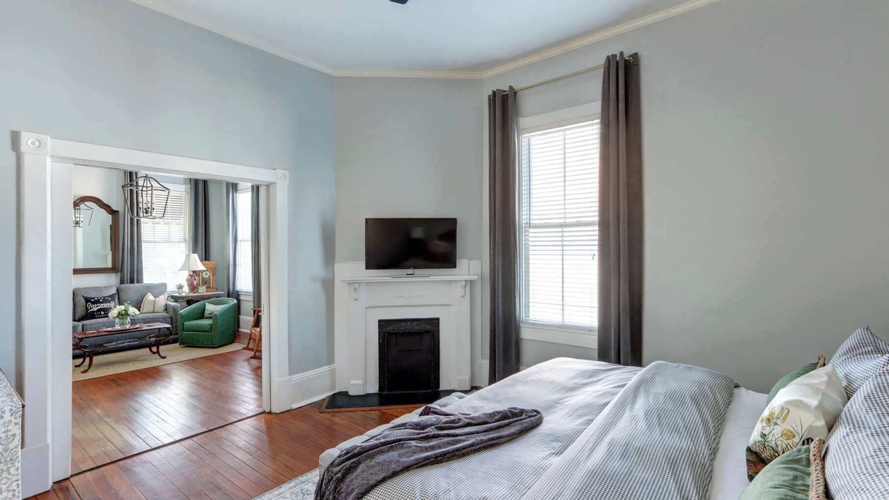 Photo of Bedroom in Hitch Village - Fred Wessels Homes