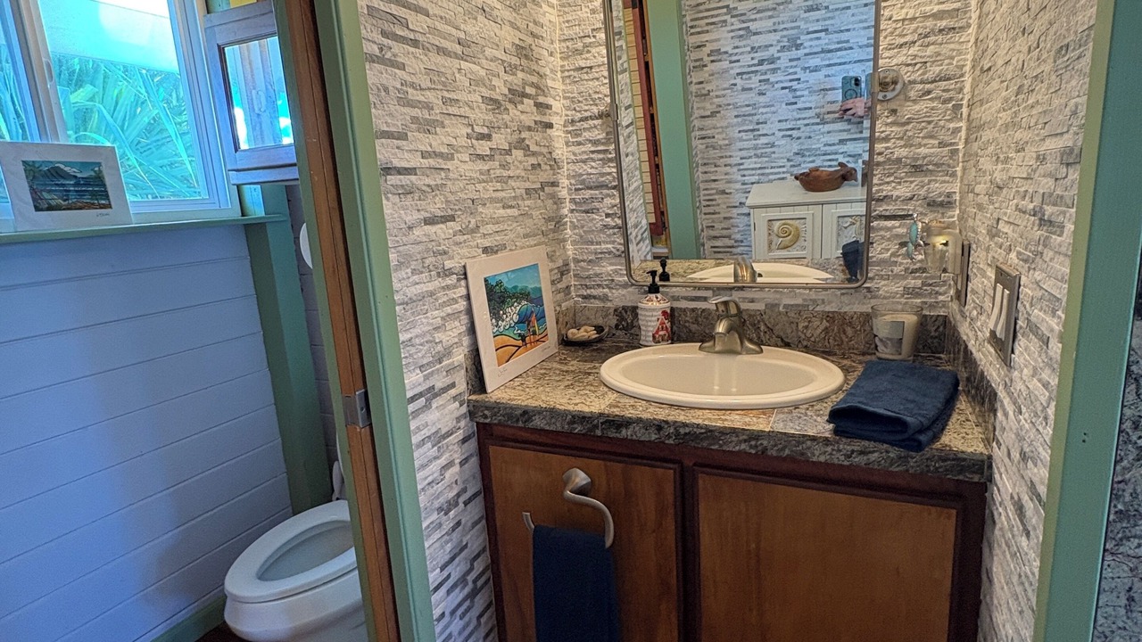 Photo of Bathroom in Keaau