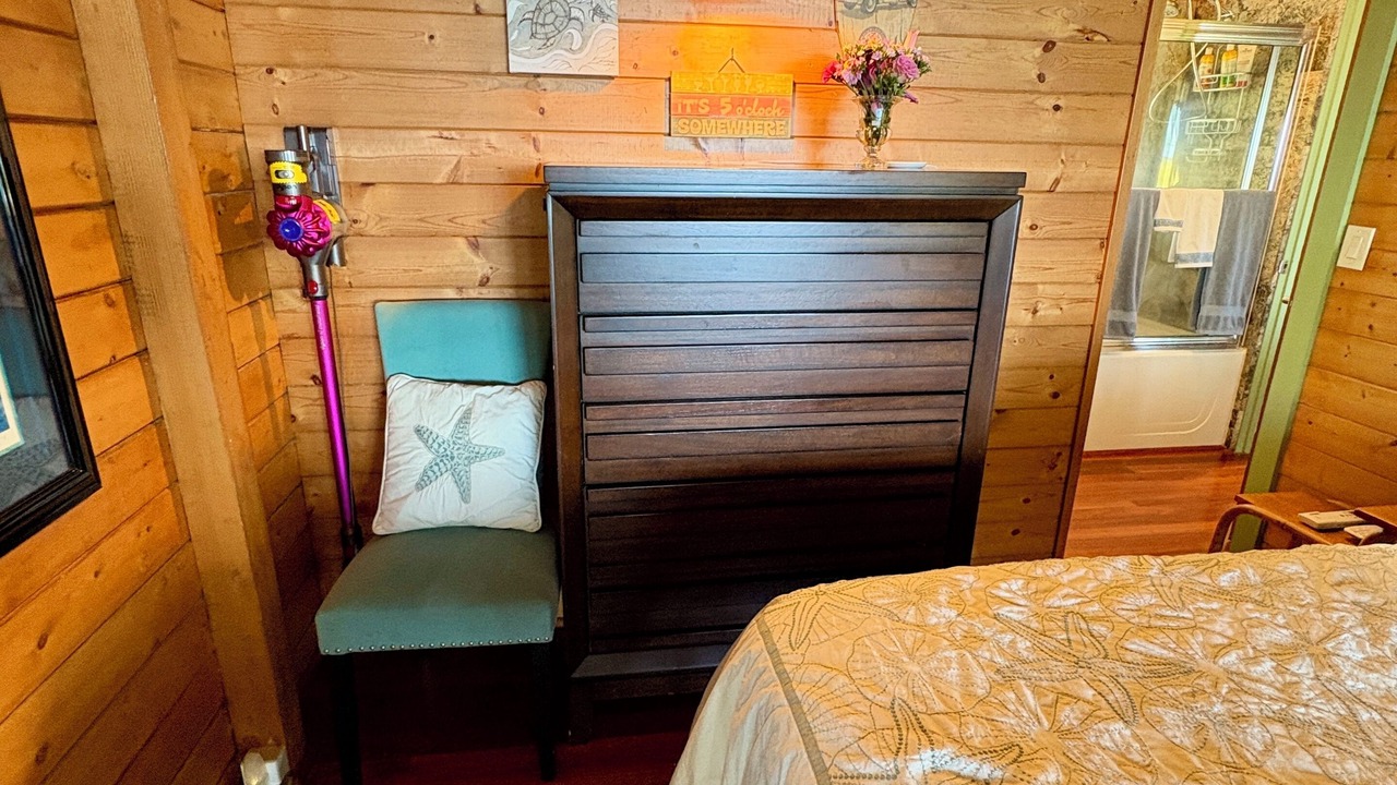 Photo of Bedroom in Keaau