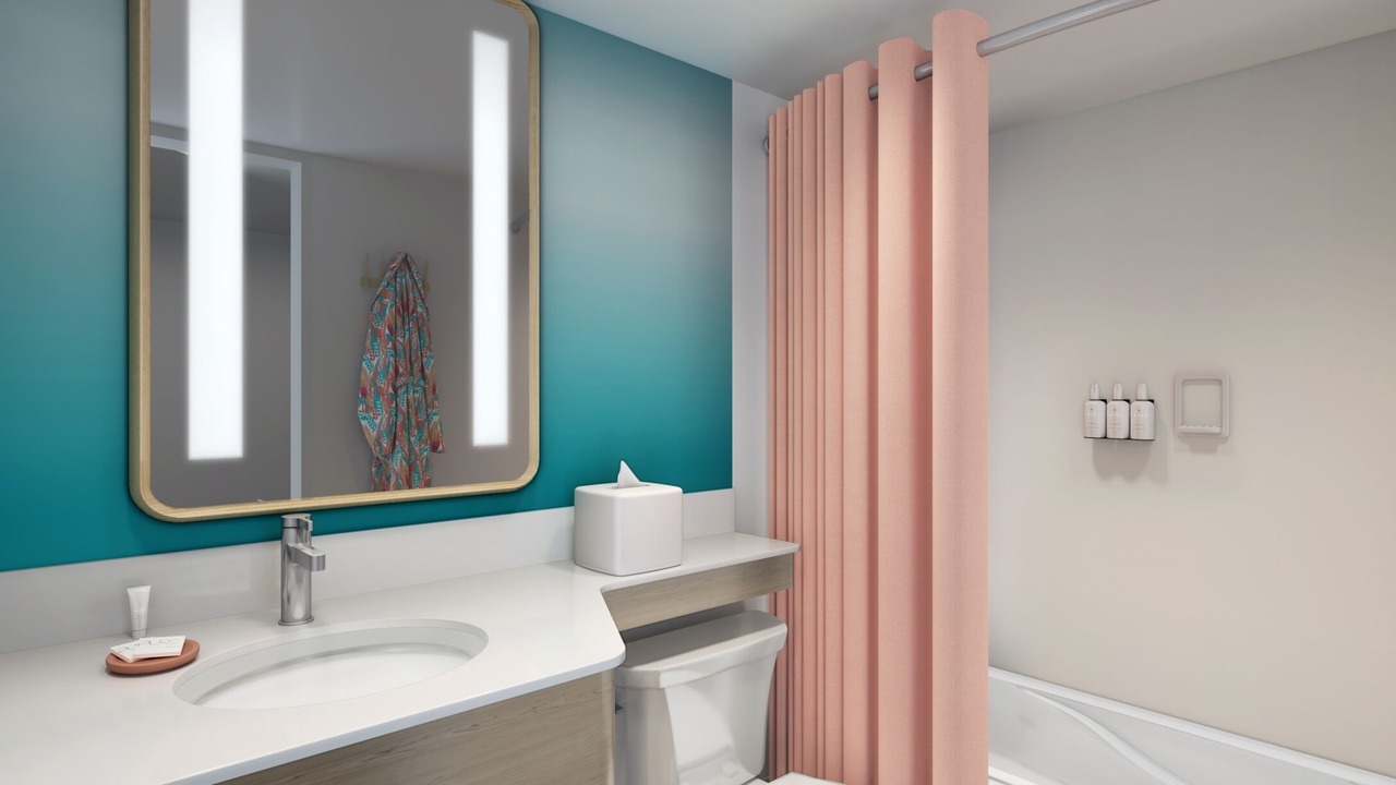 Photo of Bathroom in Diamond Head - Kapahulu - St. Louis