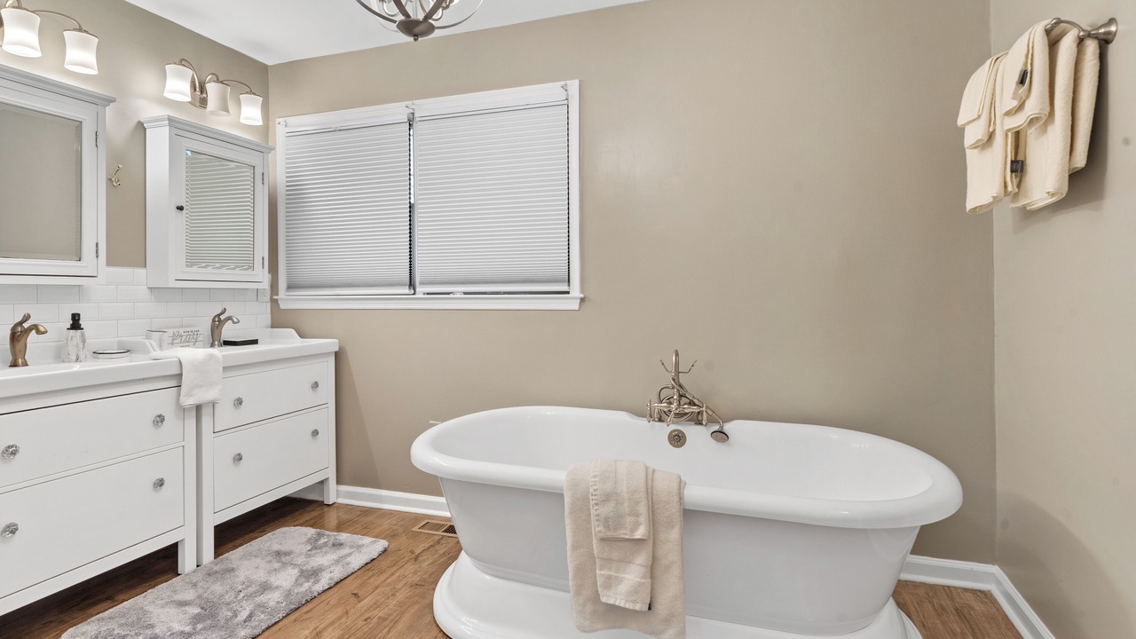Photo of Bathroom in Hardwick