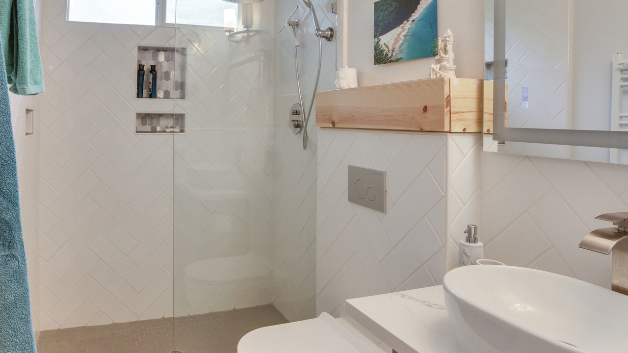 Photo of Bathroom in Volcano