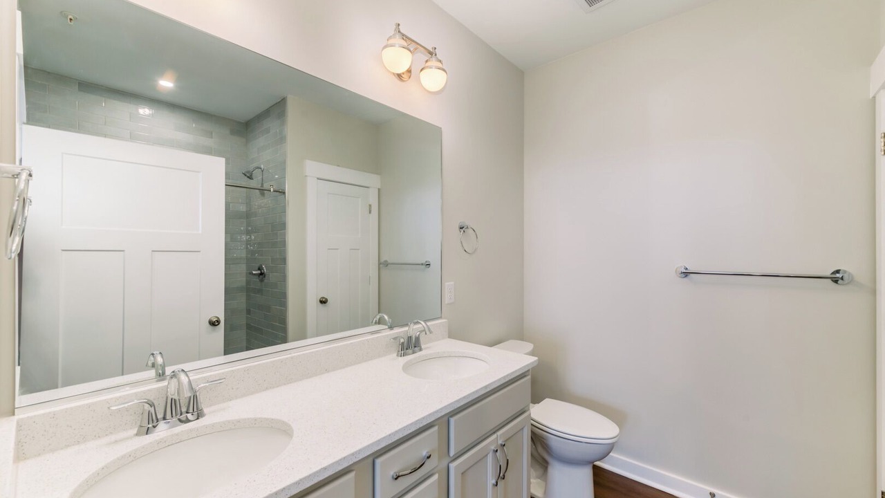 Photo of Bathroom in Bermuda Bay