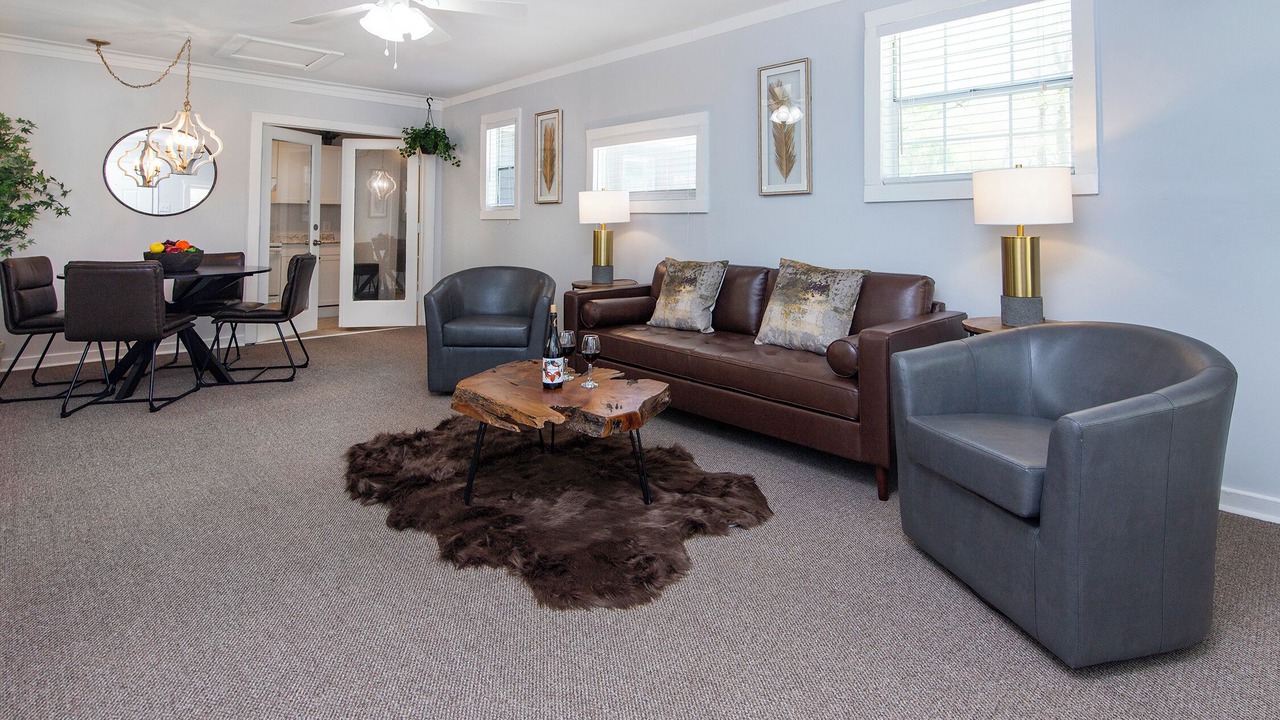Photo of Livingroom in Huntersville