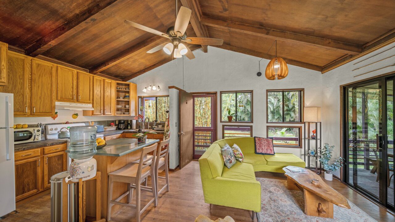 Photo of Livingroom in Keaau