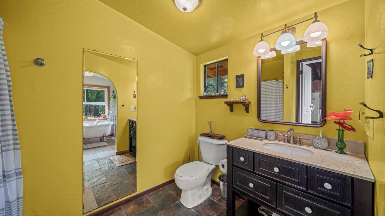Photo of Bathroom in Keaau