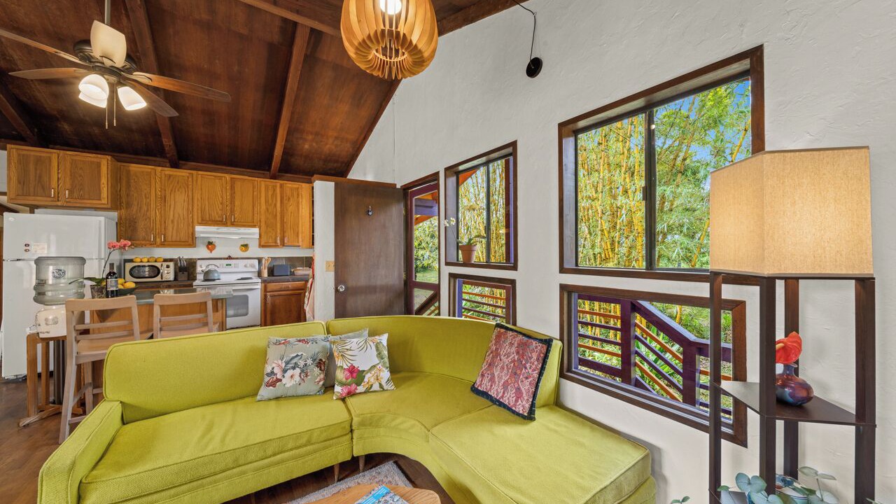 Photo of Livingroom in Keaau