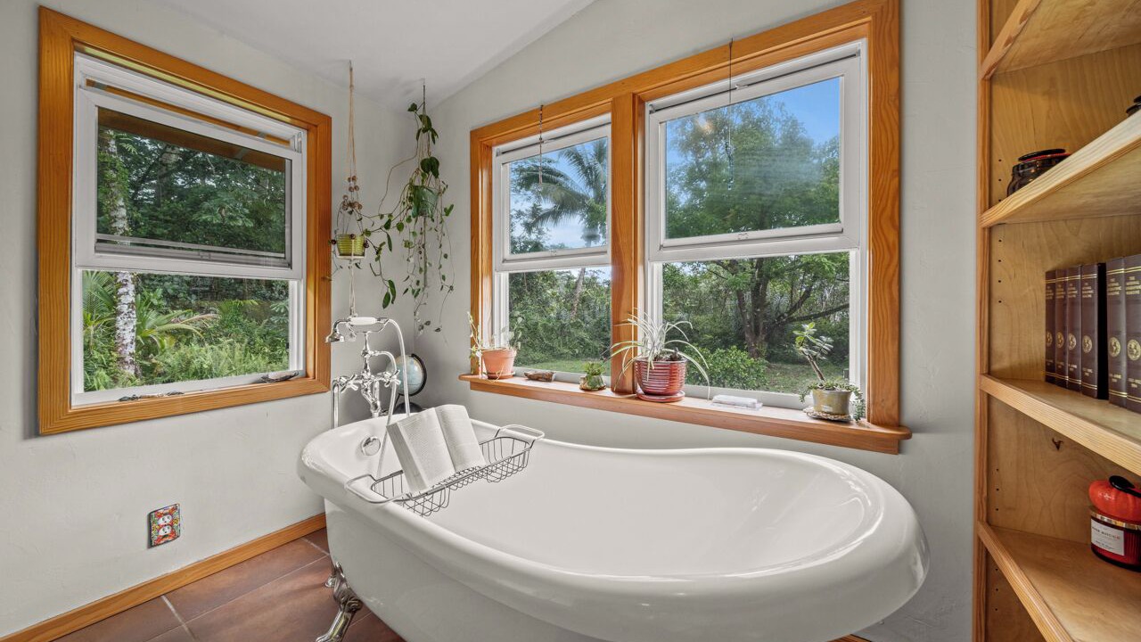 Photo of Bathroom in Keaau