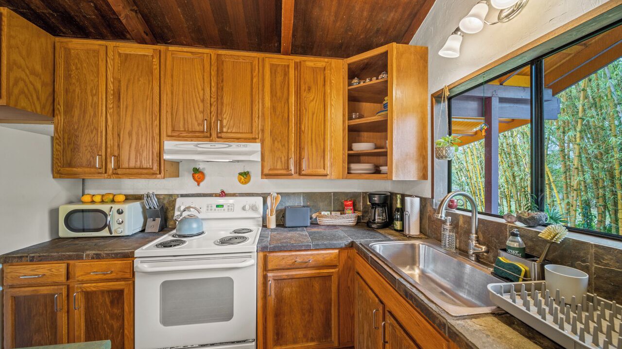 Photo of Kitchen in Keaau