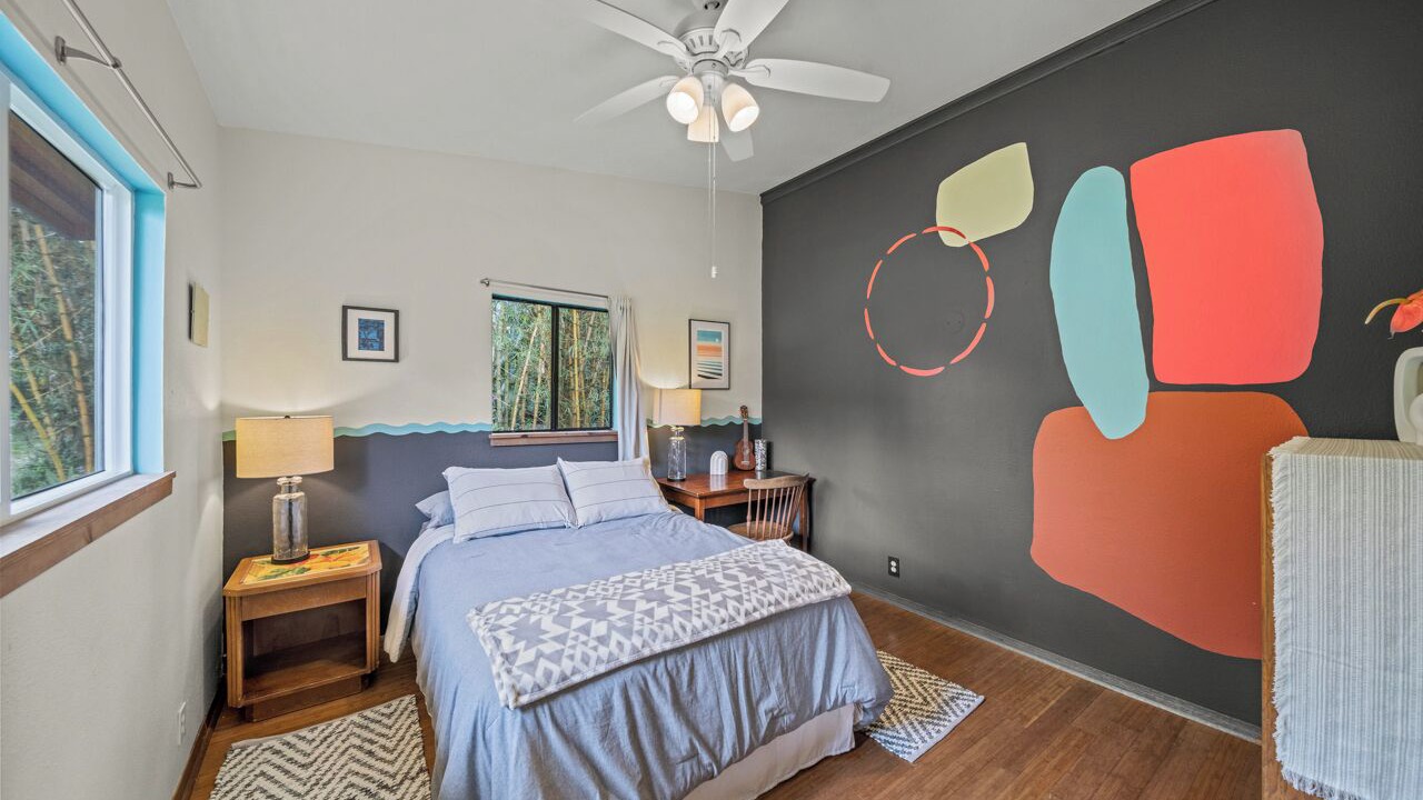 Photo of Bedroom in Keaau
