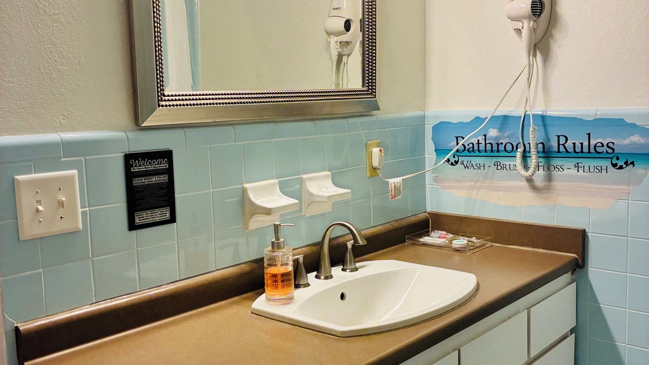 Photo of Bathroom in Lyons