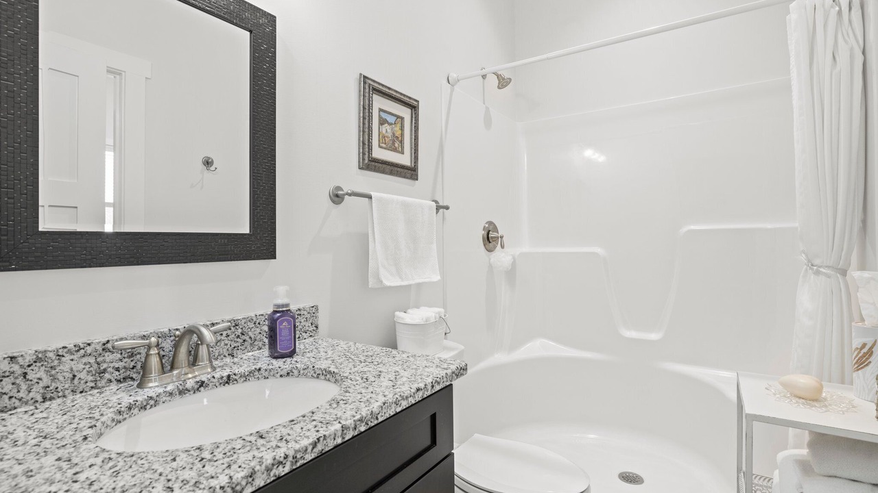 Photo of Bathroom in Hendersonville