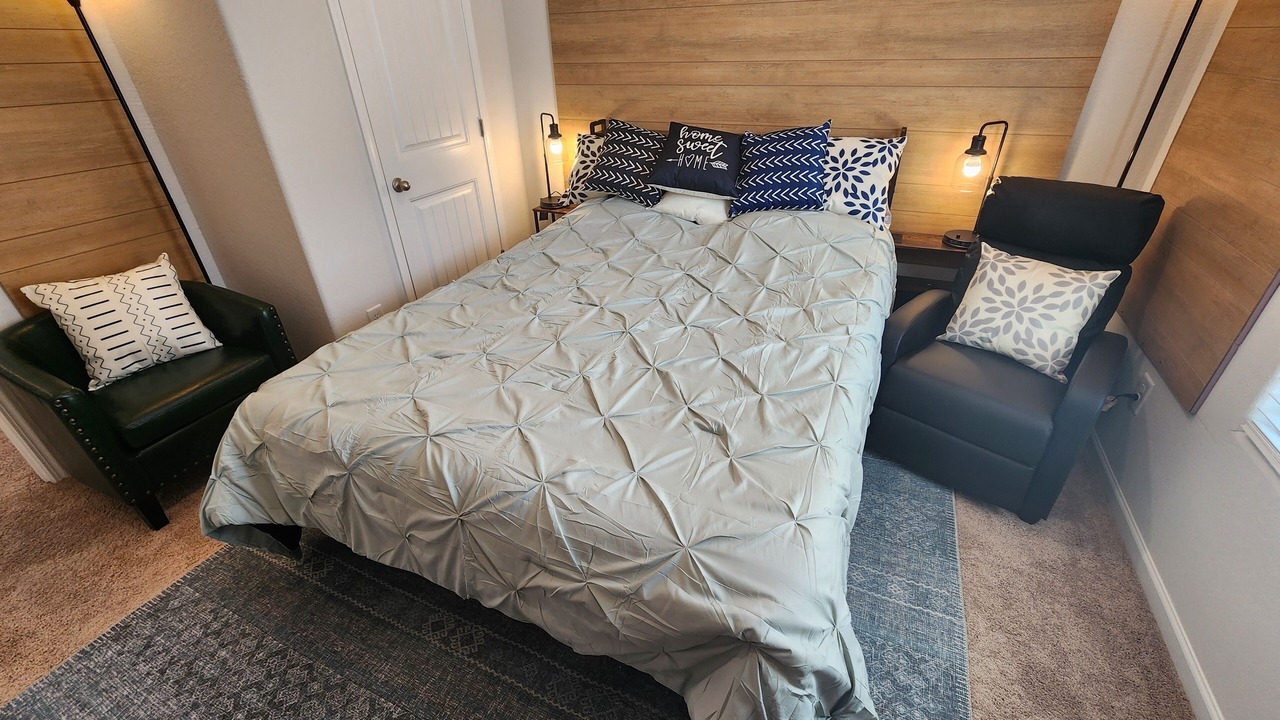 Photo of Bedroom in Youngsville