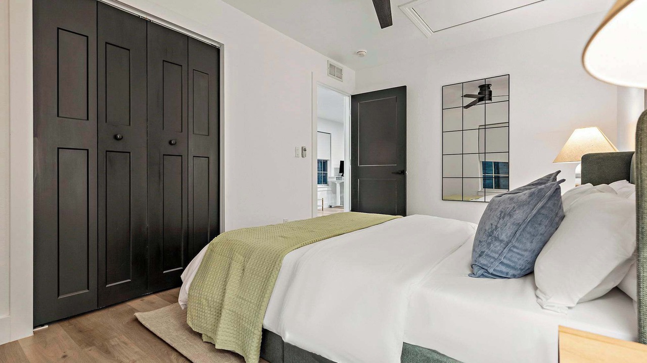 Photo of Bedroom in Montopolis