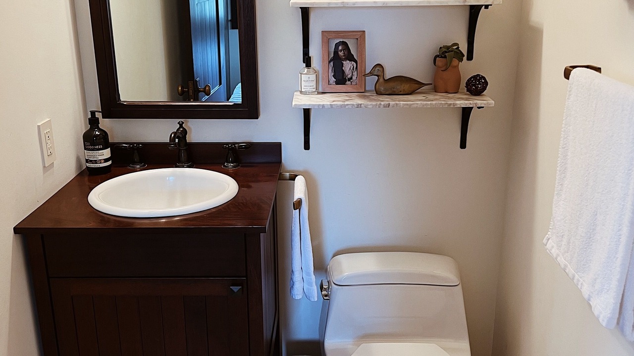 Photo of Bathroom in Holualoa