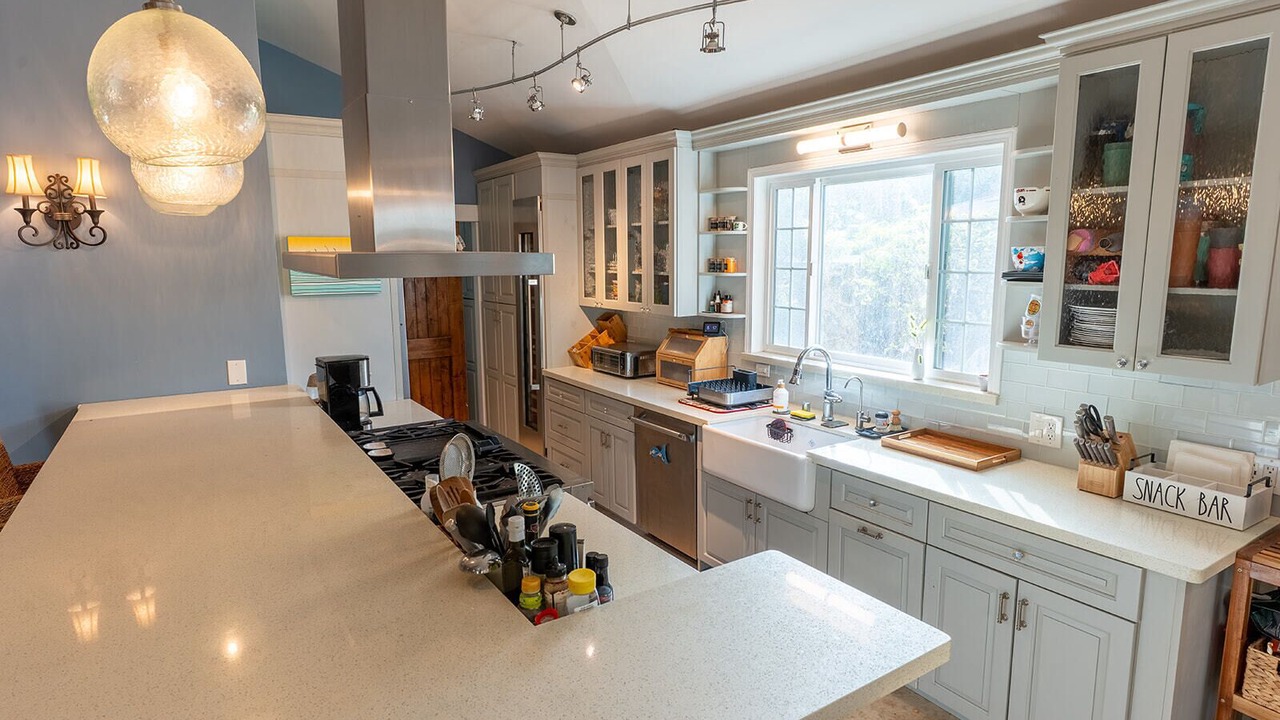 Photo of Kitchen in Portlock