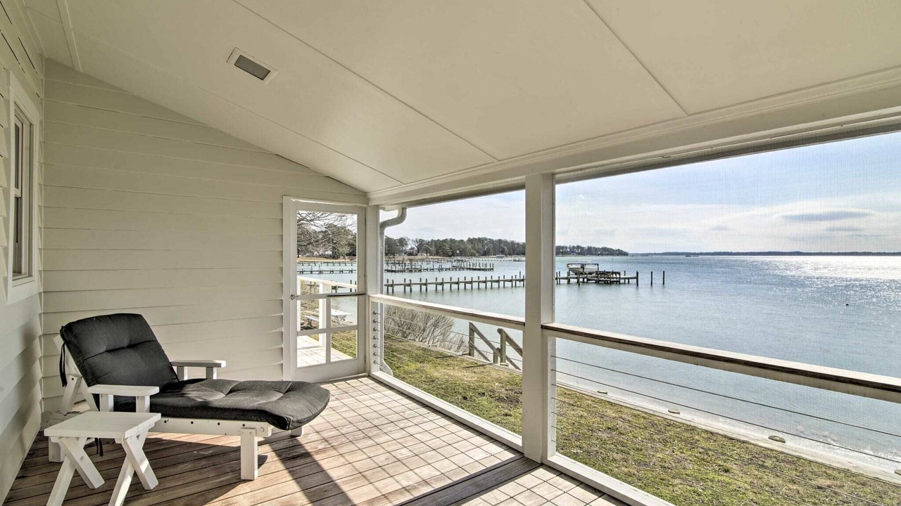 Photo of Patio Balcony in Deltaville