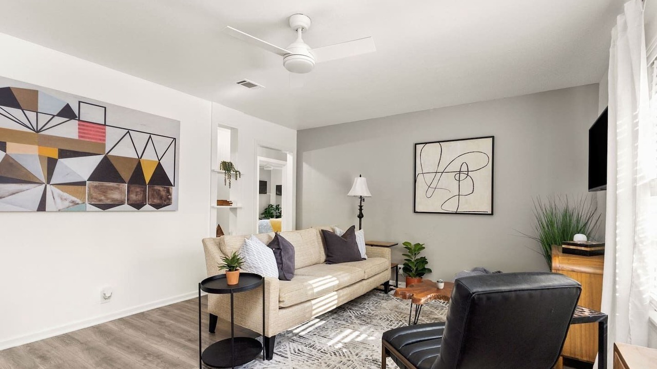 Photo of Bedroom in Govalle