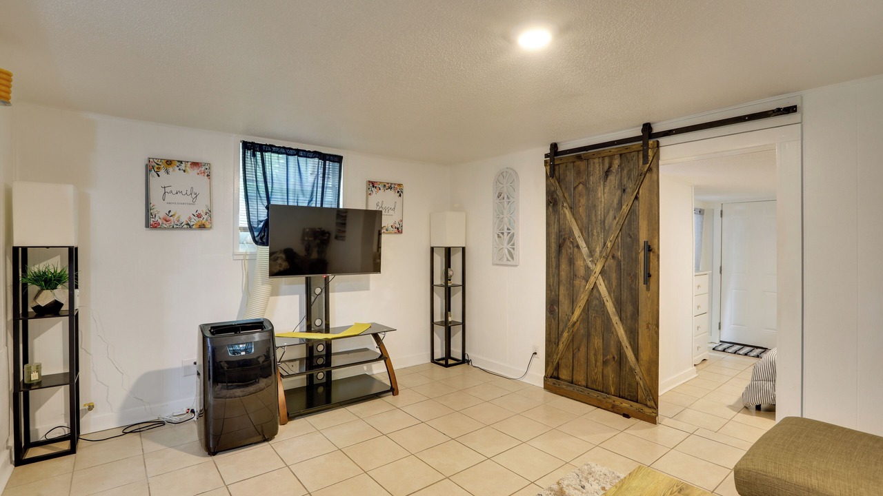 Photo of Livingroom in Hinesville