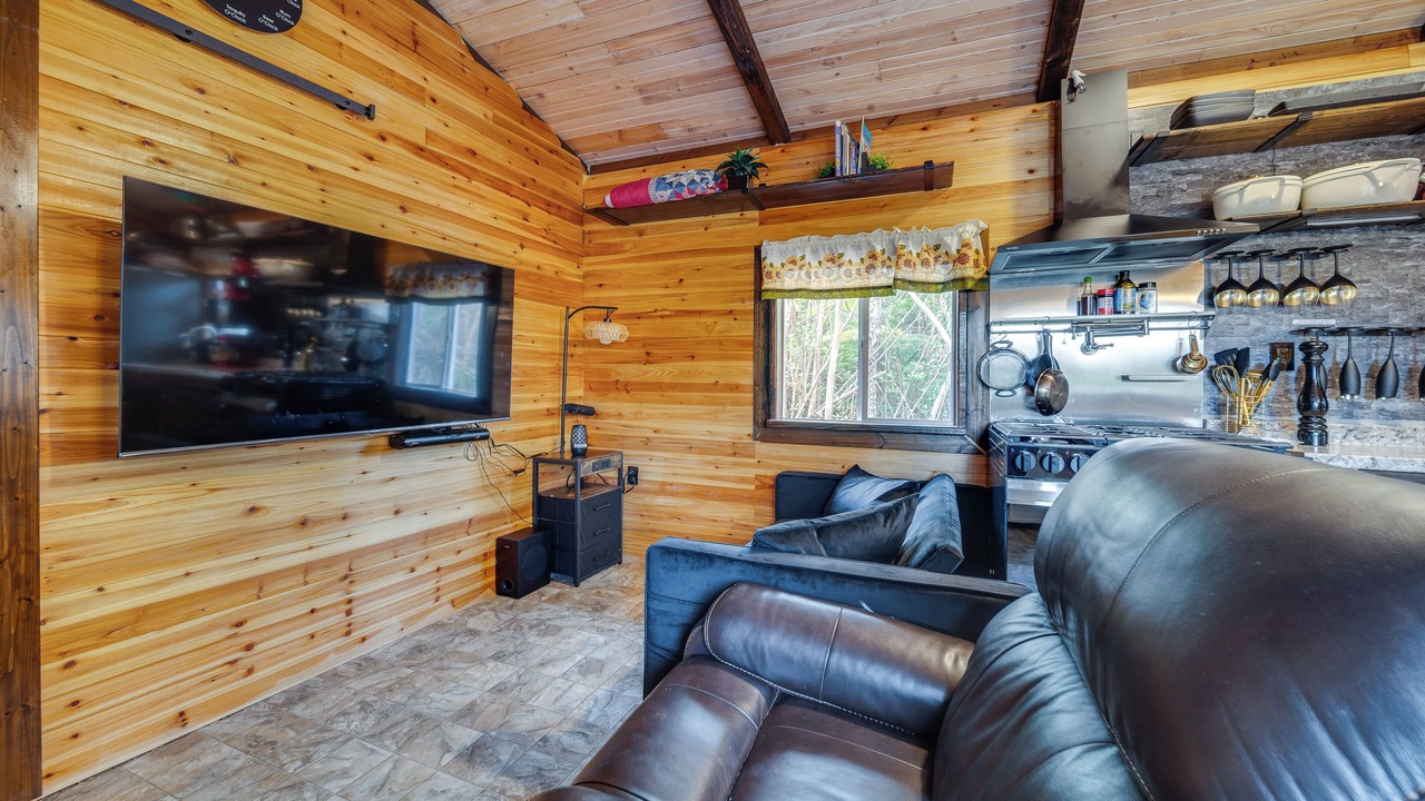 Photo of Bedroom in Glenwood