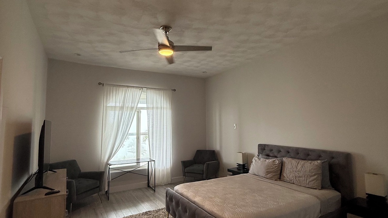 Photo of Bedroom in Wailuku