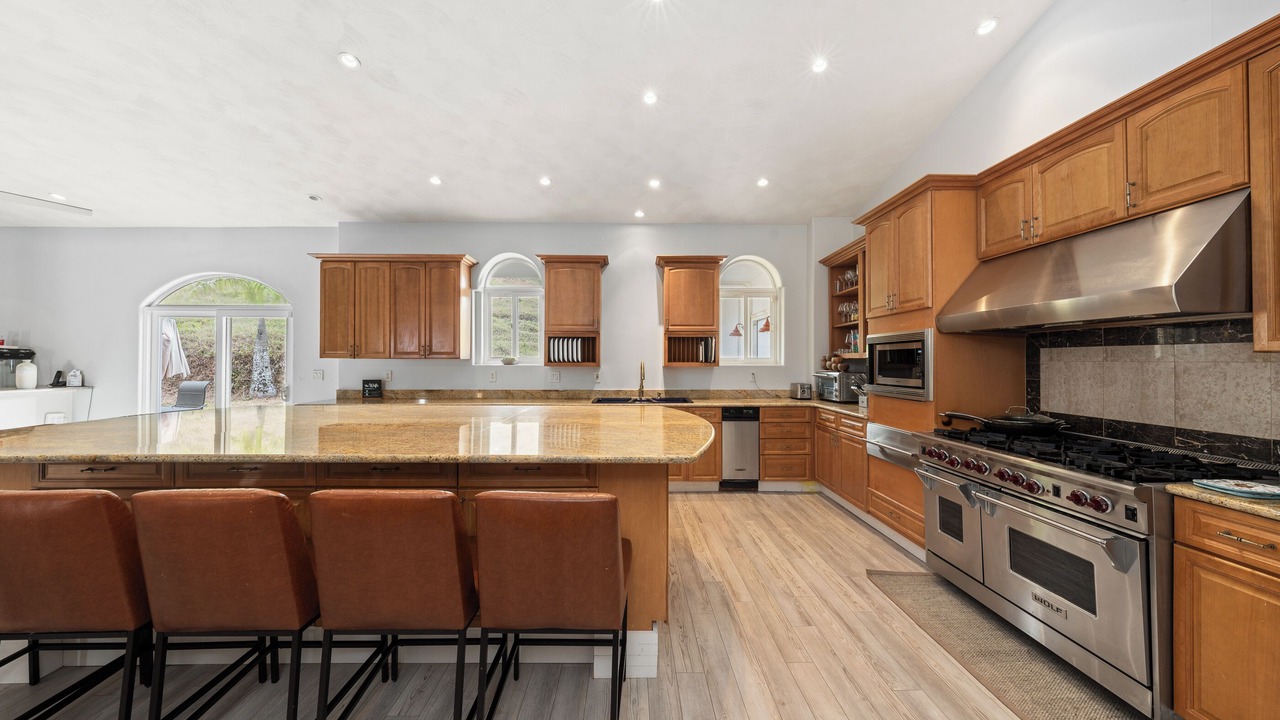 Photo of Kitchen in Wailuku