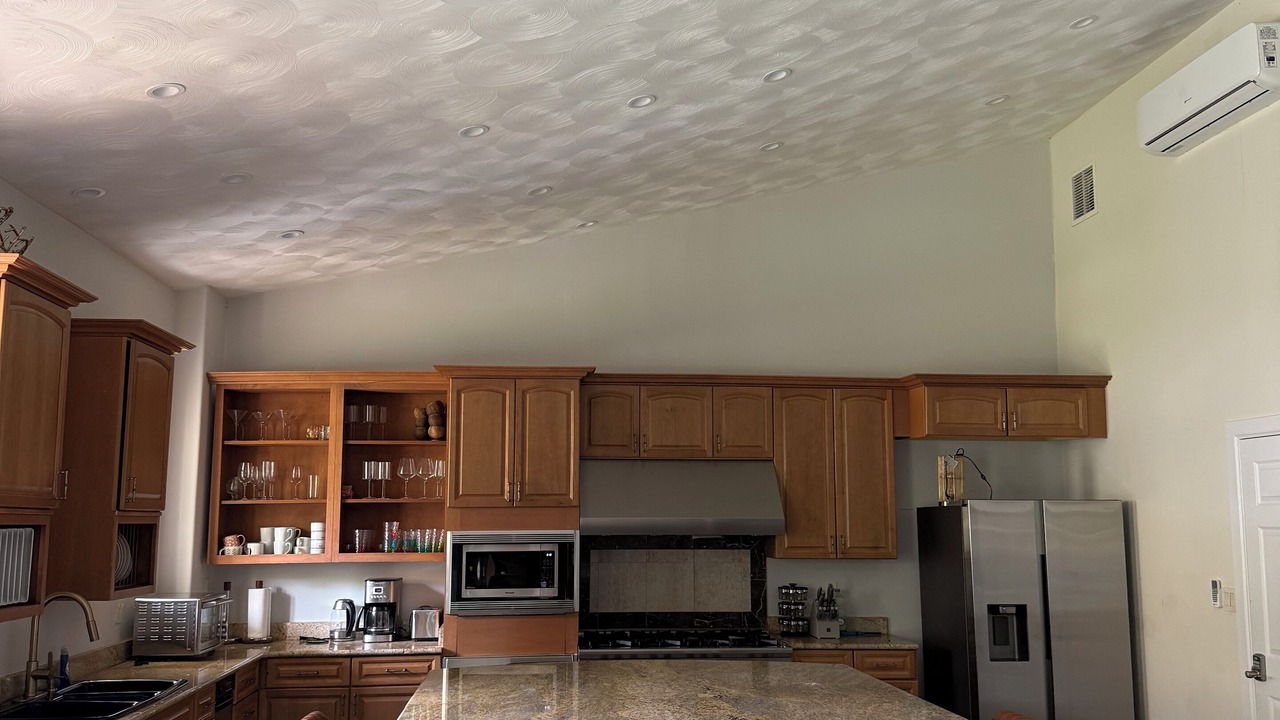 Photo of Kitchen in Wailuku