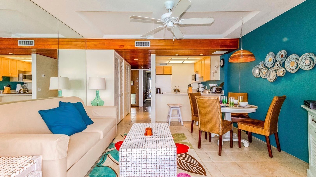 Photo of Livingroom in Makaha
