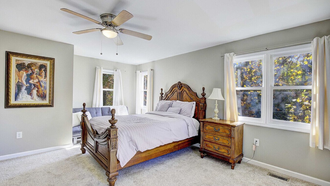 Photo of Bedroom in North Beach