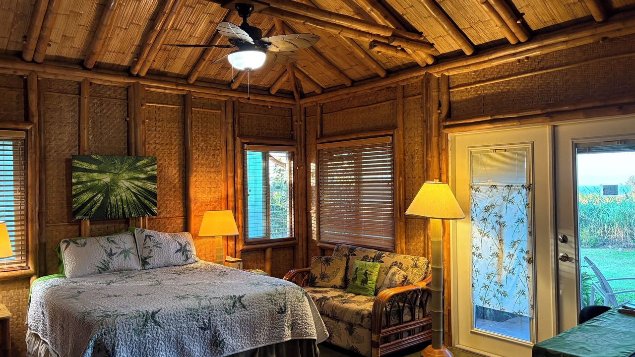 Photo of Bedroom in Haiku