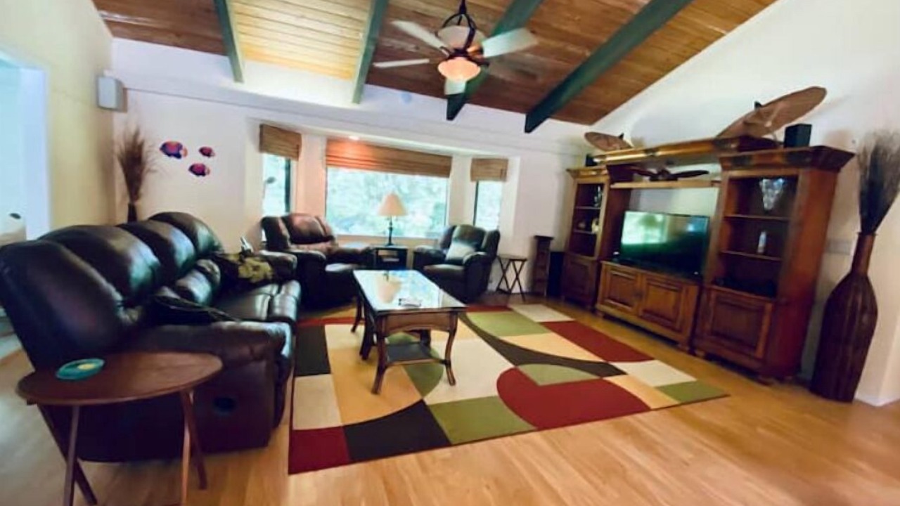 Photo of Livingroom in Keaau