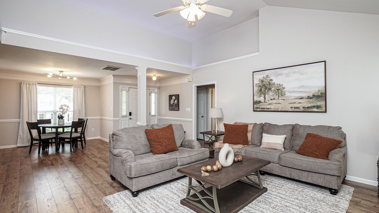 Photo of Livingroom in Waxhaw